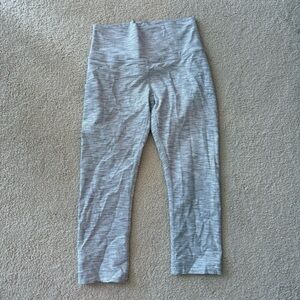 Lululemon Wunder Under Leggings Crop EUC